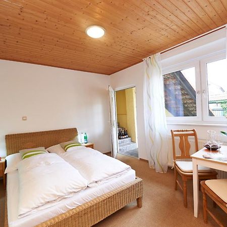 Gaestehaus Achenbach Wonsheim Kültér fotó
